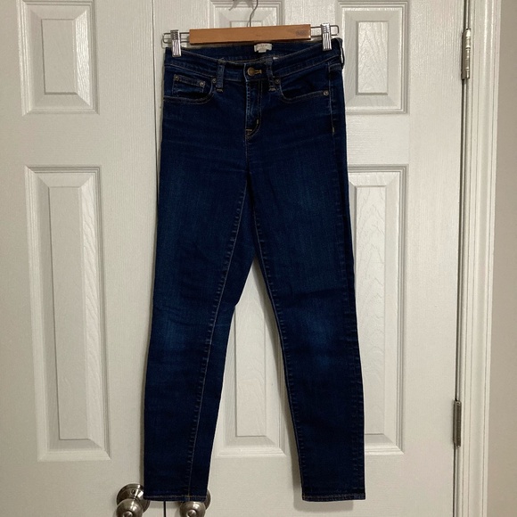 J. Crew Denim - J. Crew | Dark wash jegging.